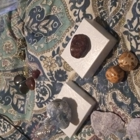 Raw Crystal mystery bundle! - Picture 3 of 4